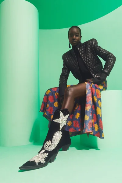 Look 15